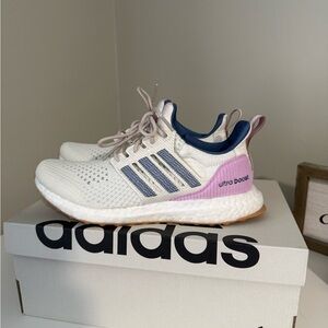 Adidas Ultraboost Sneakers - White, Pink, and Navy 6.5 woman’s